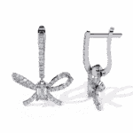 1.25 Carat Ribbon Emerald & Round Diamond Dangle Earrings - Image 4