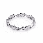 0.25 Carat Round Cut Minimal Diamond Band for Her