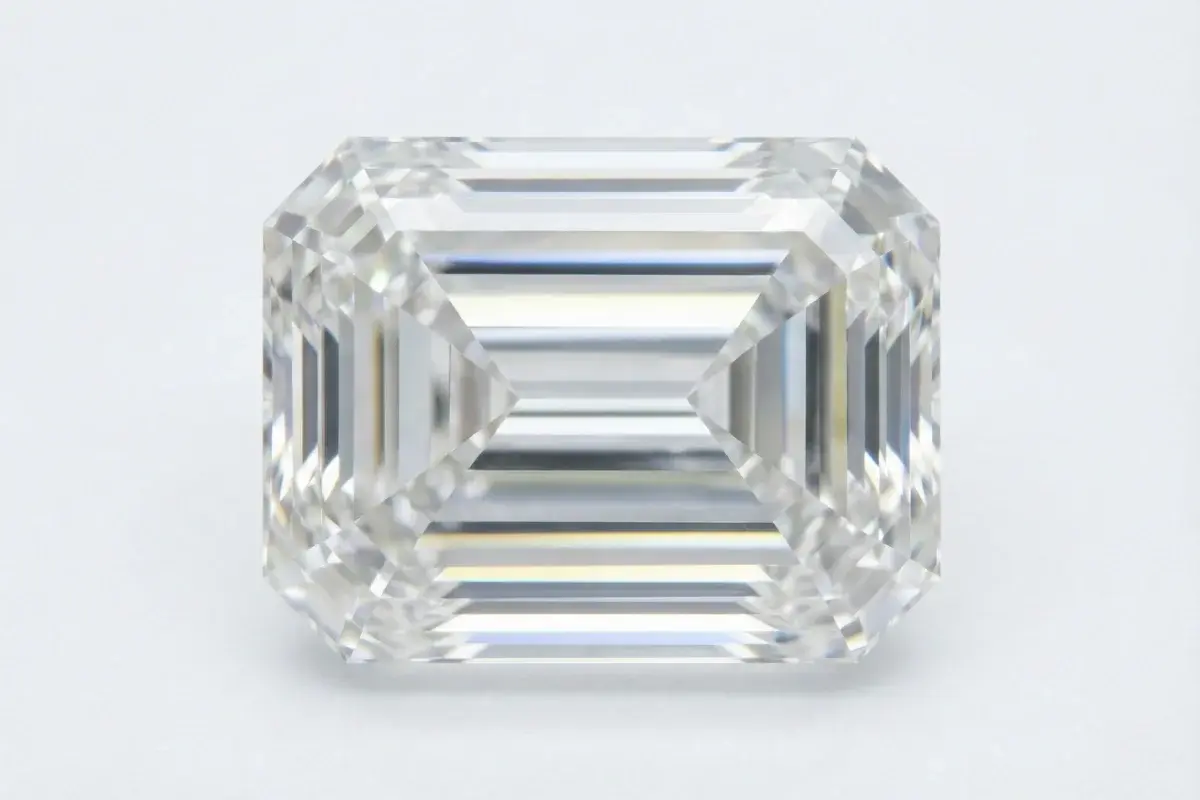 Emerald cut diamond showing stepcut facets and cropped corners